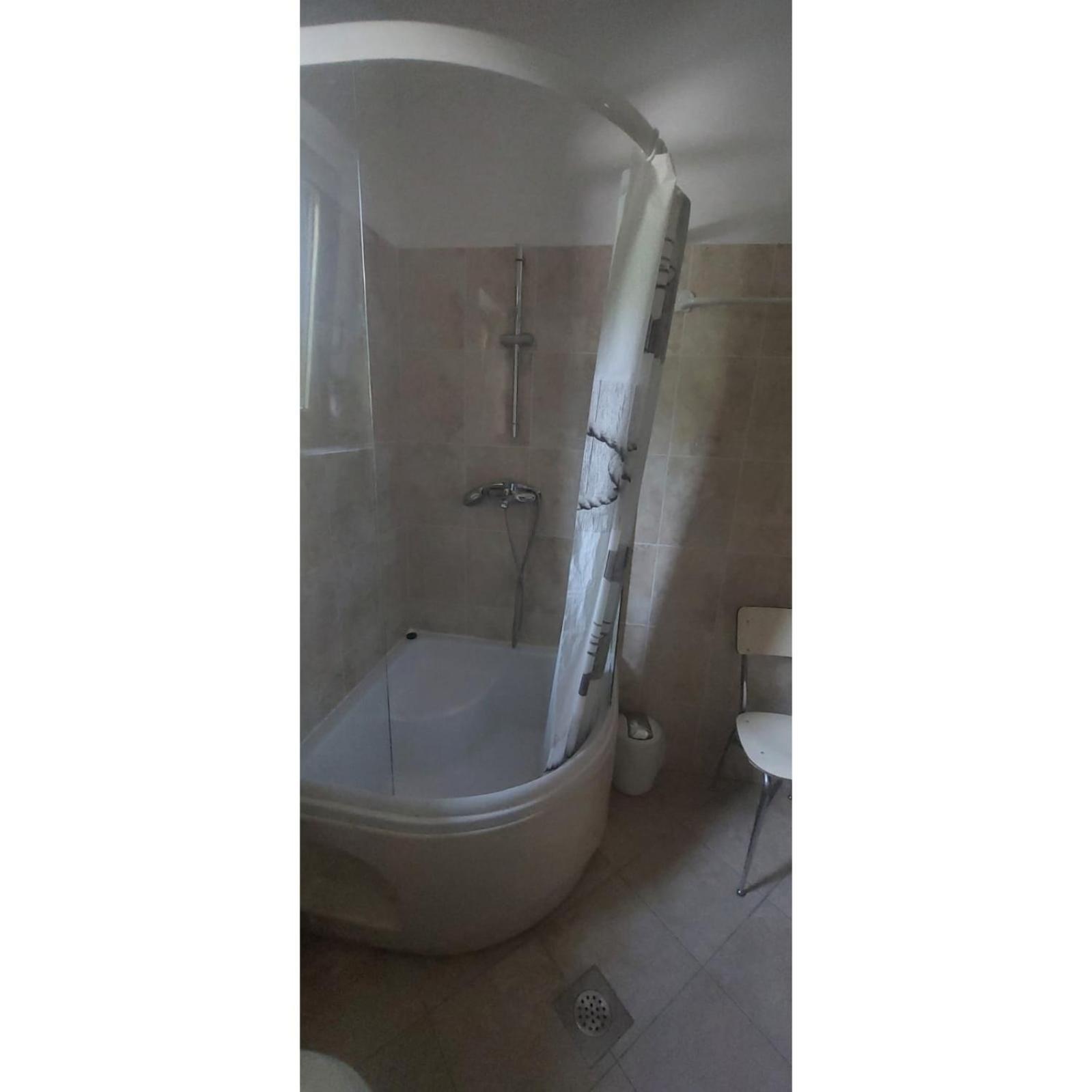 Apartman Dino Roč Buitenkant foto